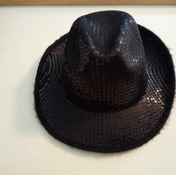 🎩Fedor🧙♂ for you 1 for your 🐕PET Black sequins ( just too cute 4 you & them) - Picture 10 of 11